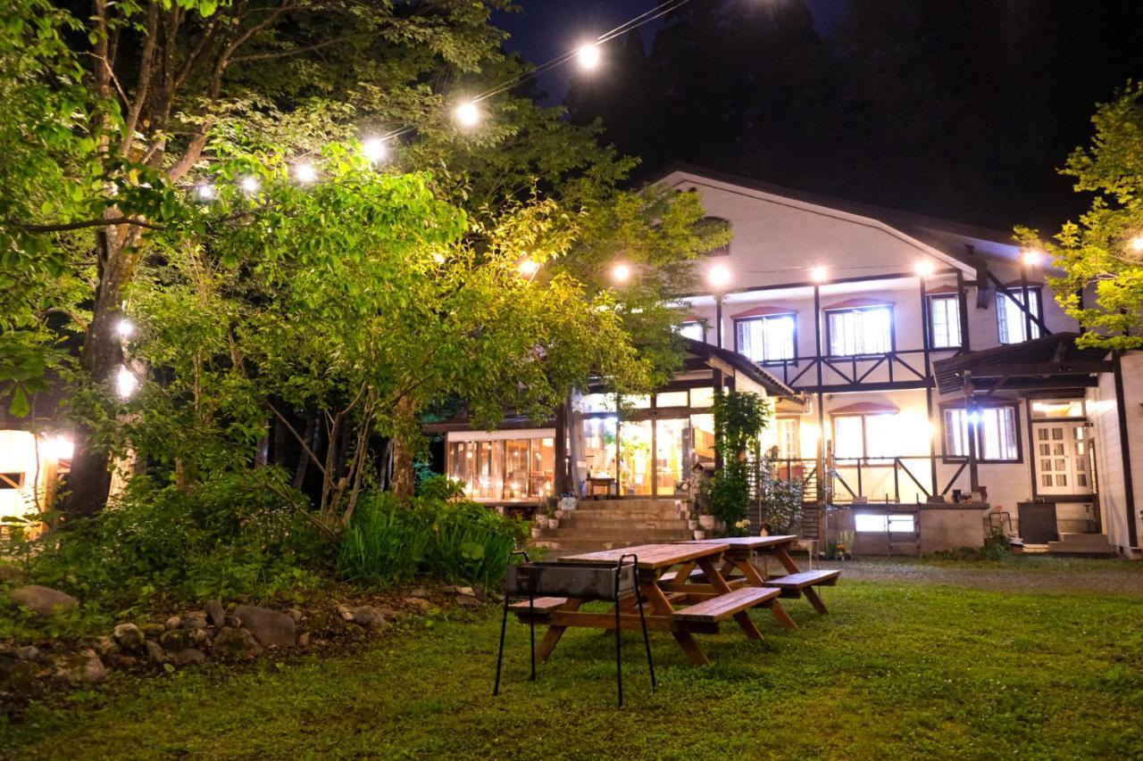 Kizuna Lodge & Bbq Centre Hakuba Exterior photo